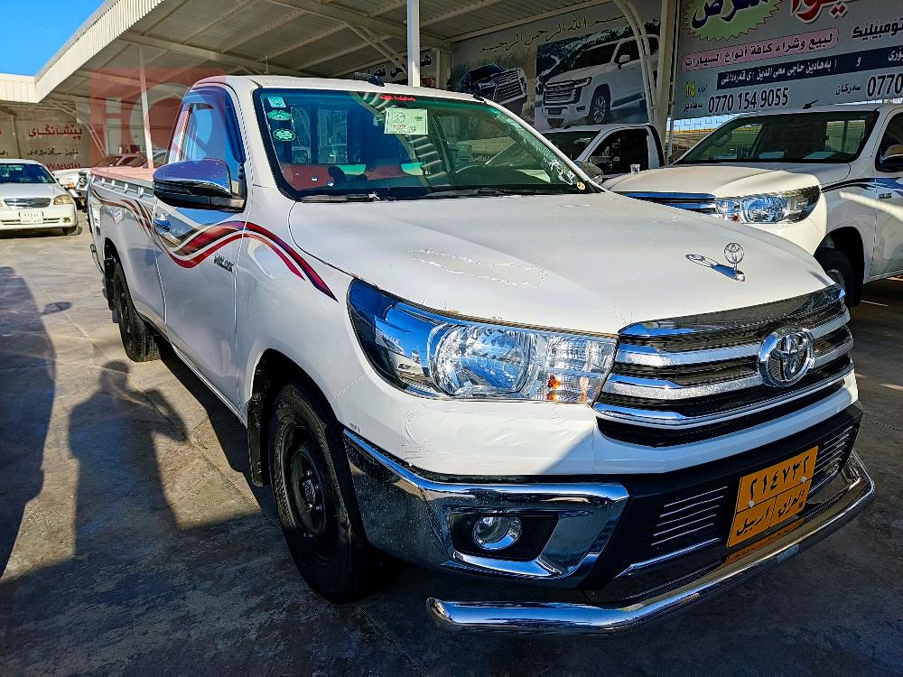 تۆیۆتا هایلۆکس